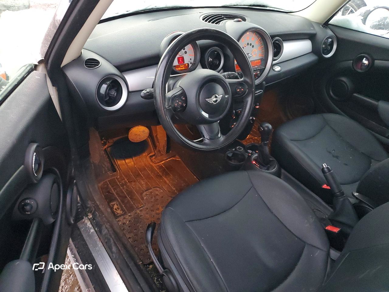 MINI Cooper 2011
