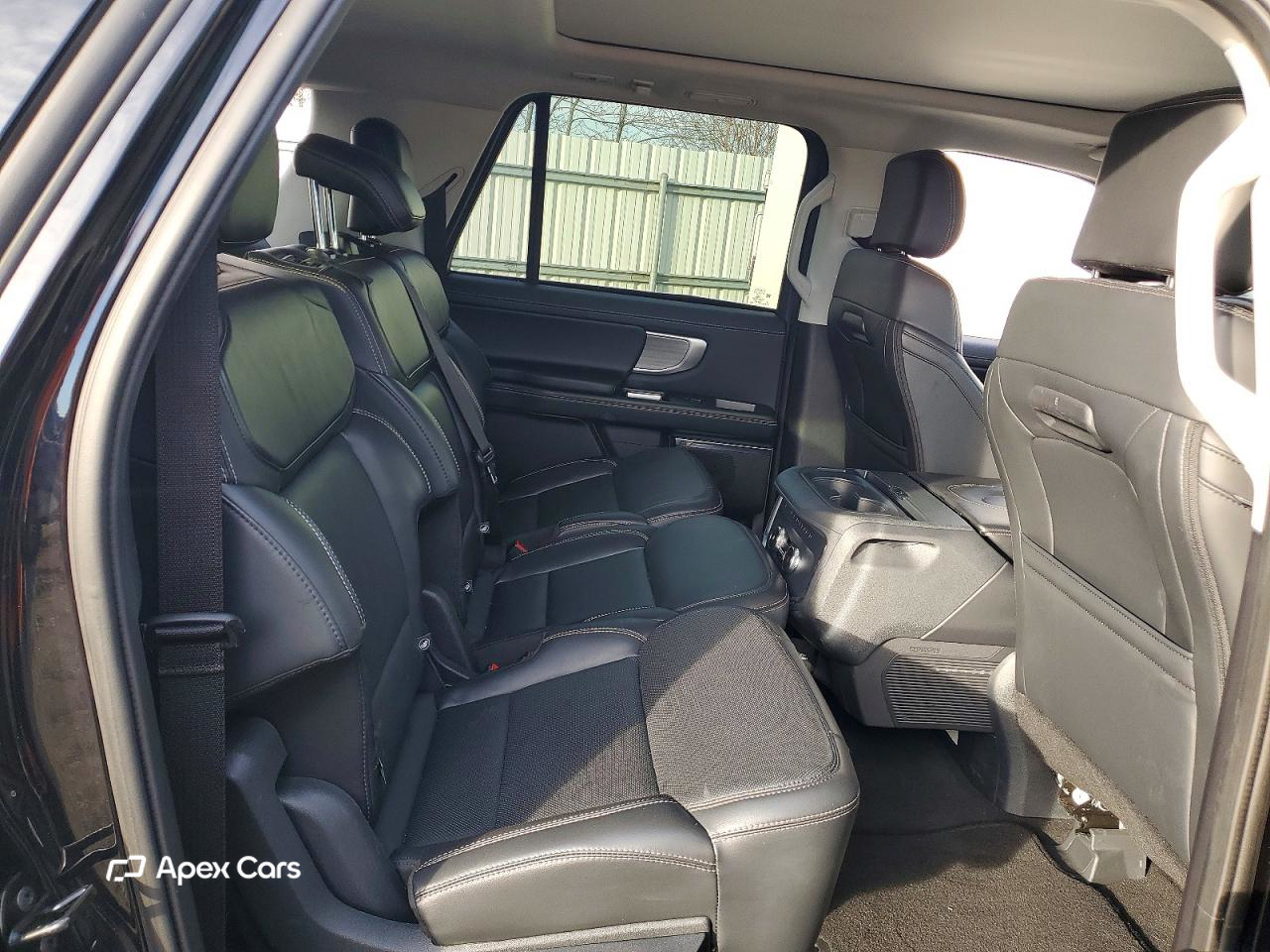 Ford Expedition 2025