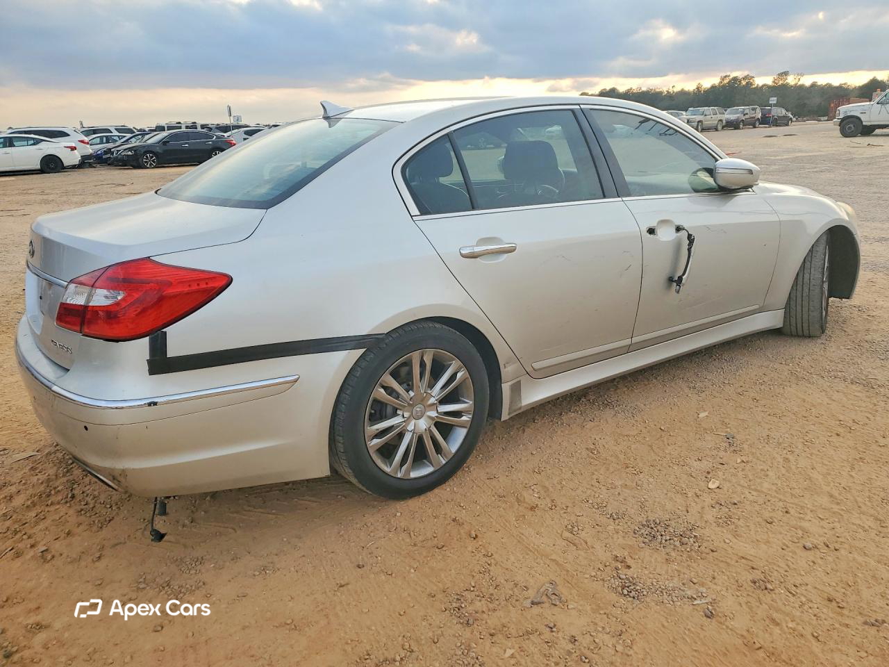 Hyundai Genesis 2012
