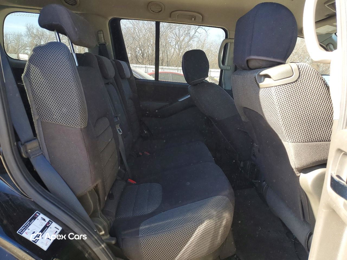 Nissan Pathfinder 2011
