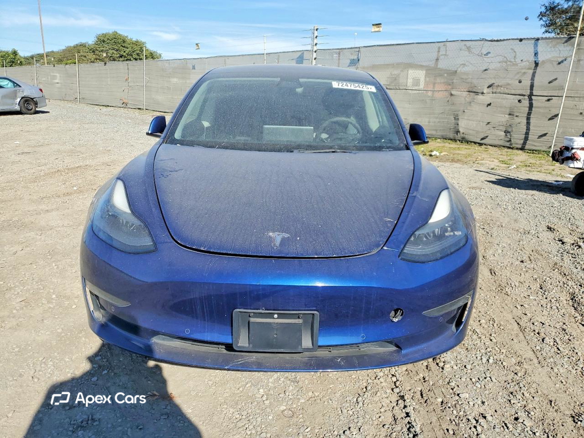 Tesla Model 3 2022