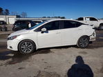 Nissan Versa 2021