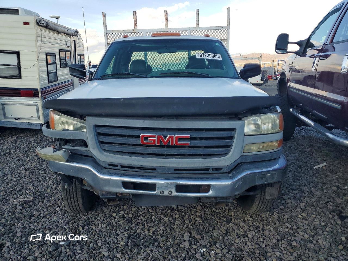 GMC Sierra 2005