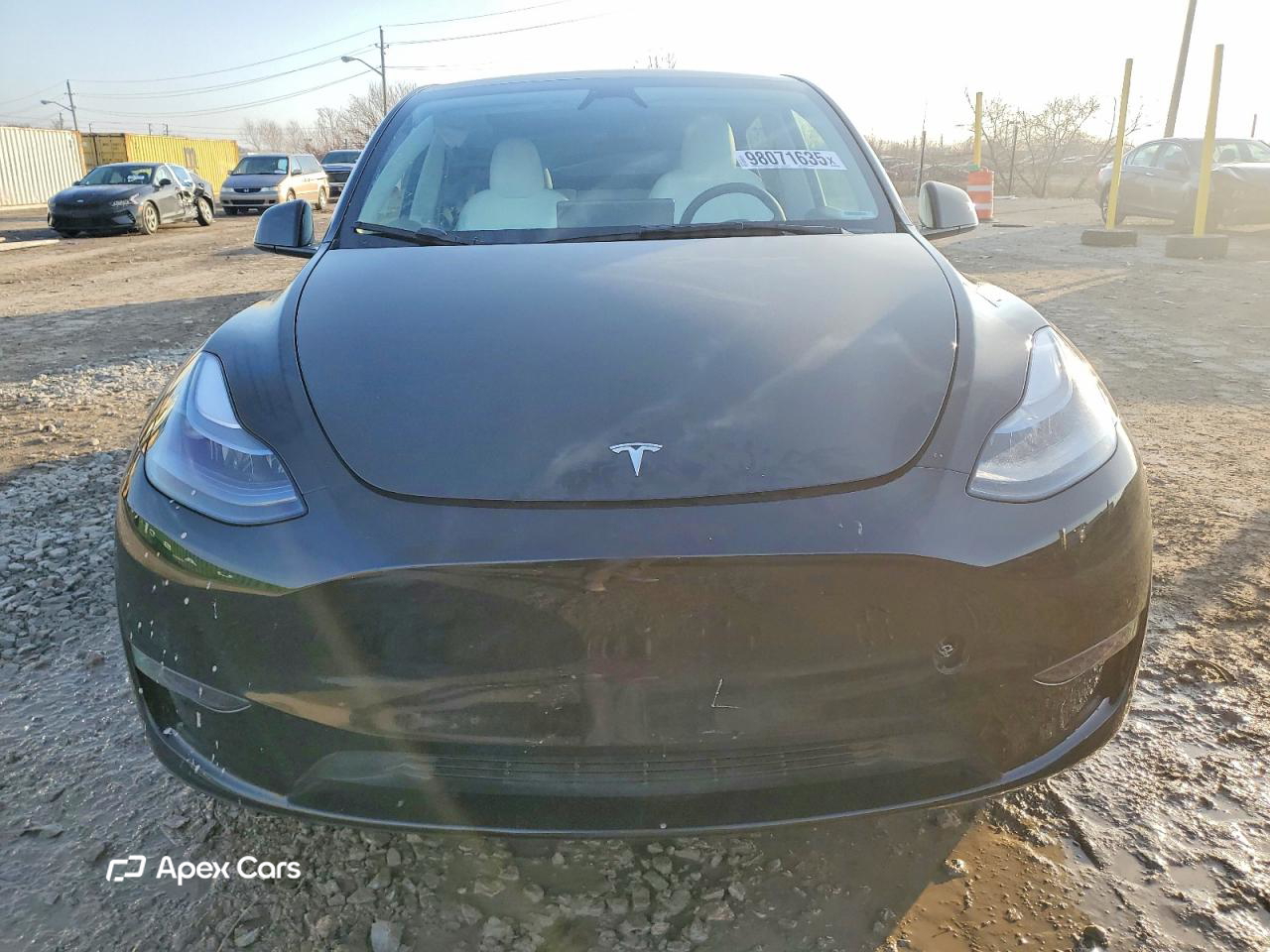 Tesla Model Y 2024