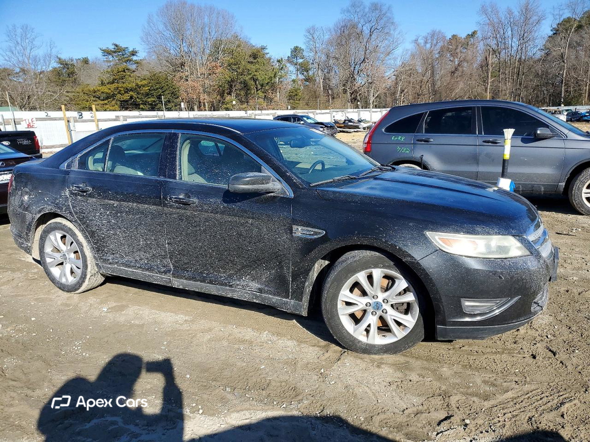 Ford Taurus 2011