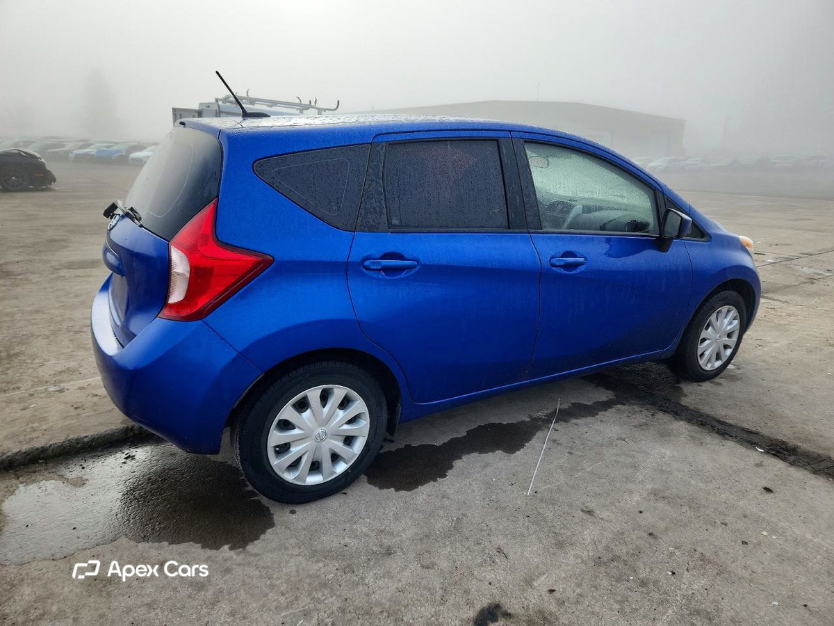 Nissan Versa 2016