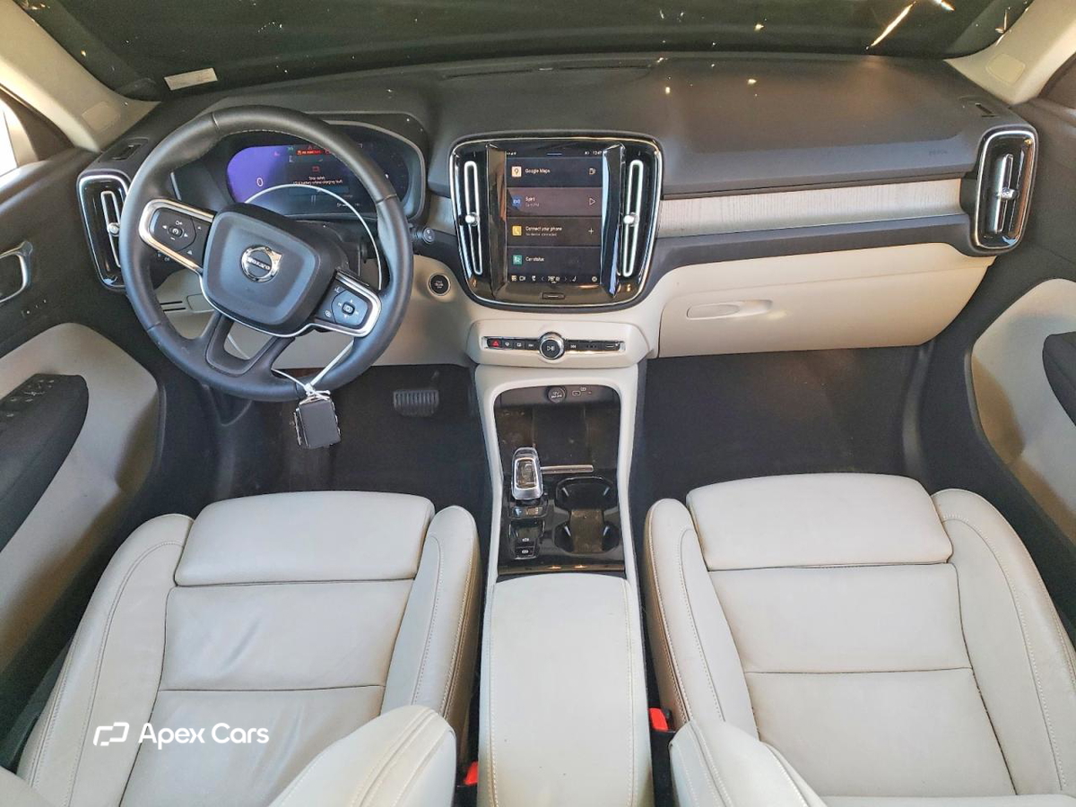 Volvo XC40 2023