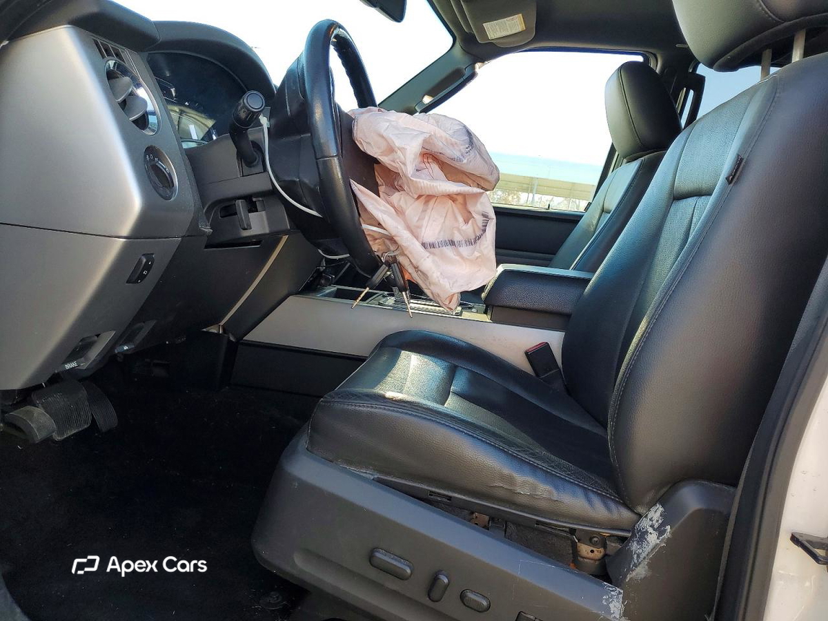 Ford Expedition 2013