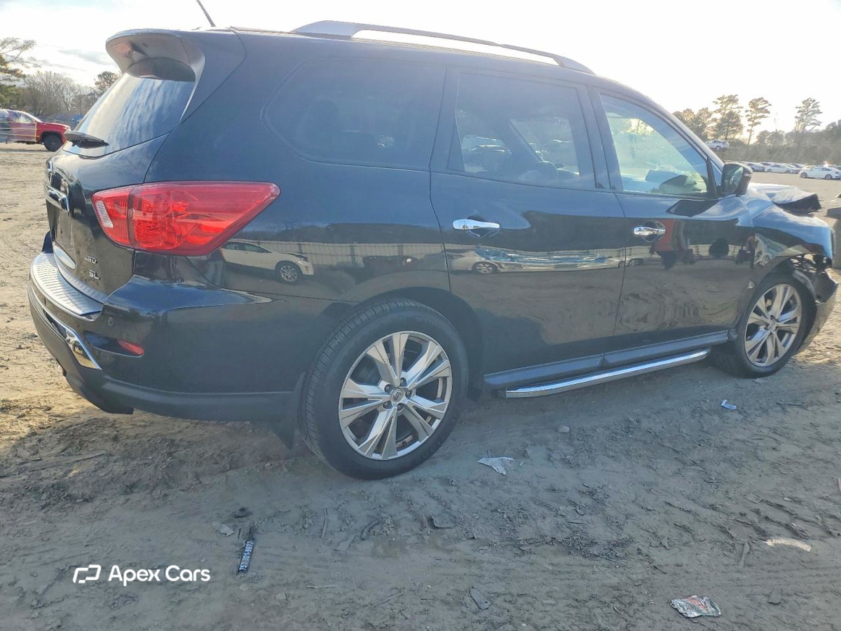 Nissan Pathfinder 2018