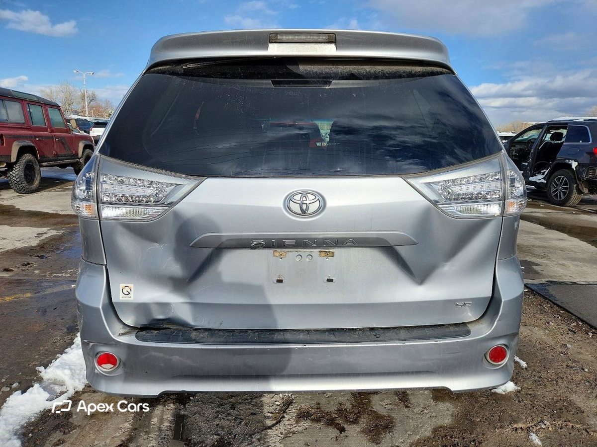 Toyota Sienna 2014