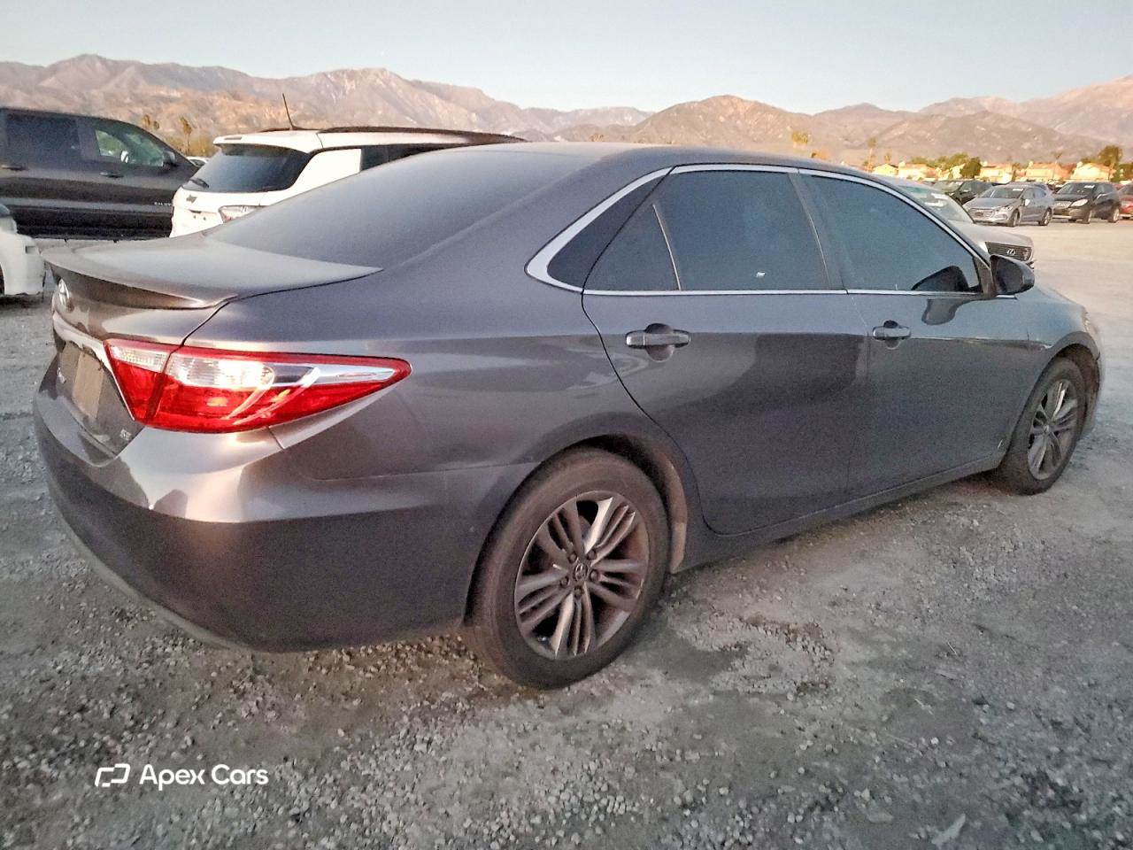 Toyota Camry 2016