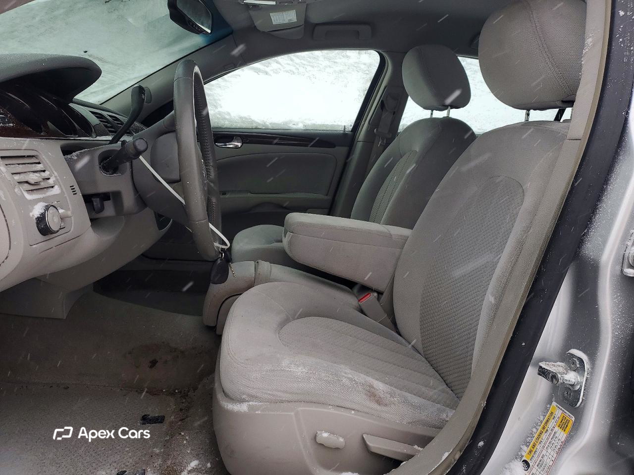 Buick Lucerne 2010