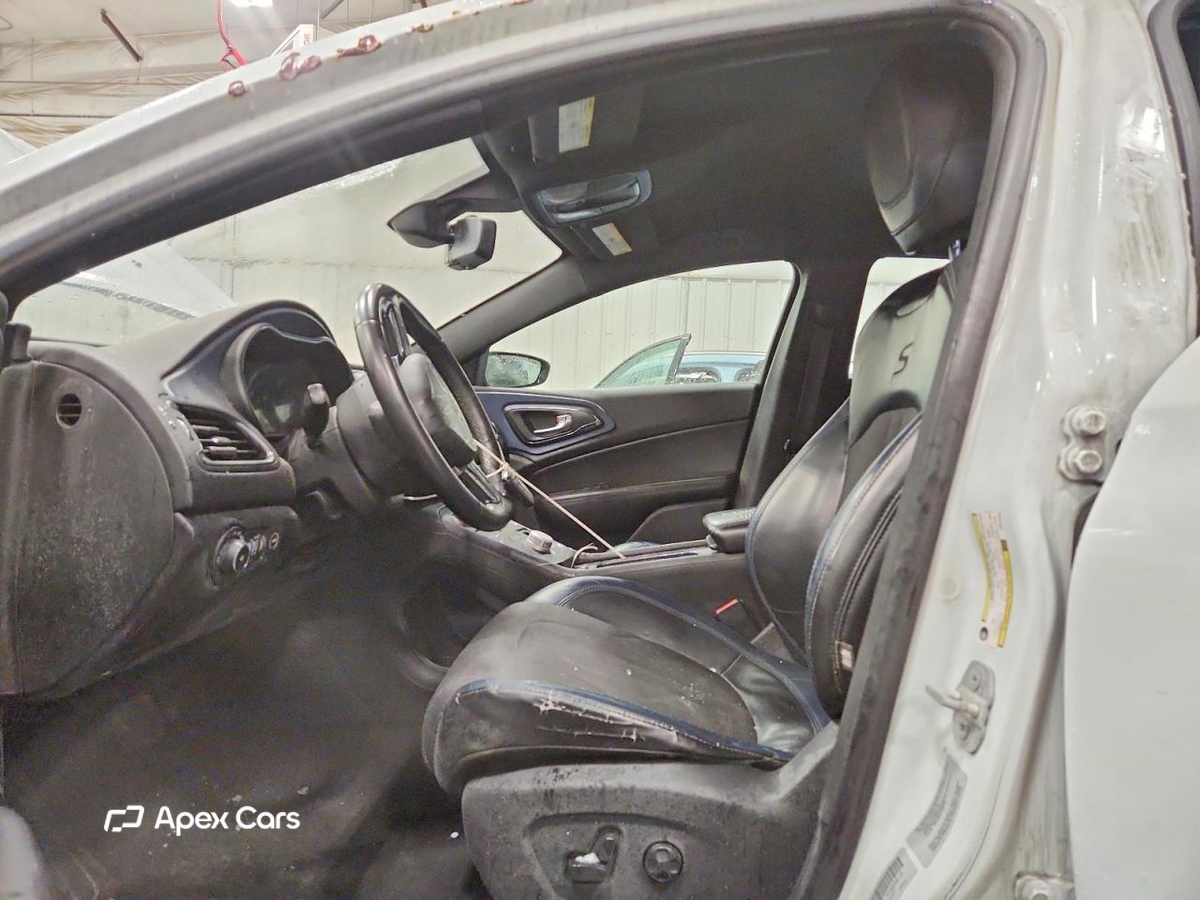 Chrysler 200 2015