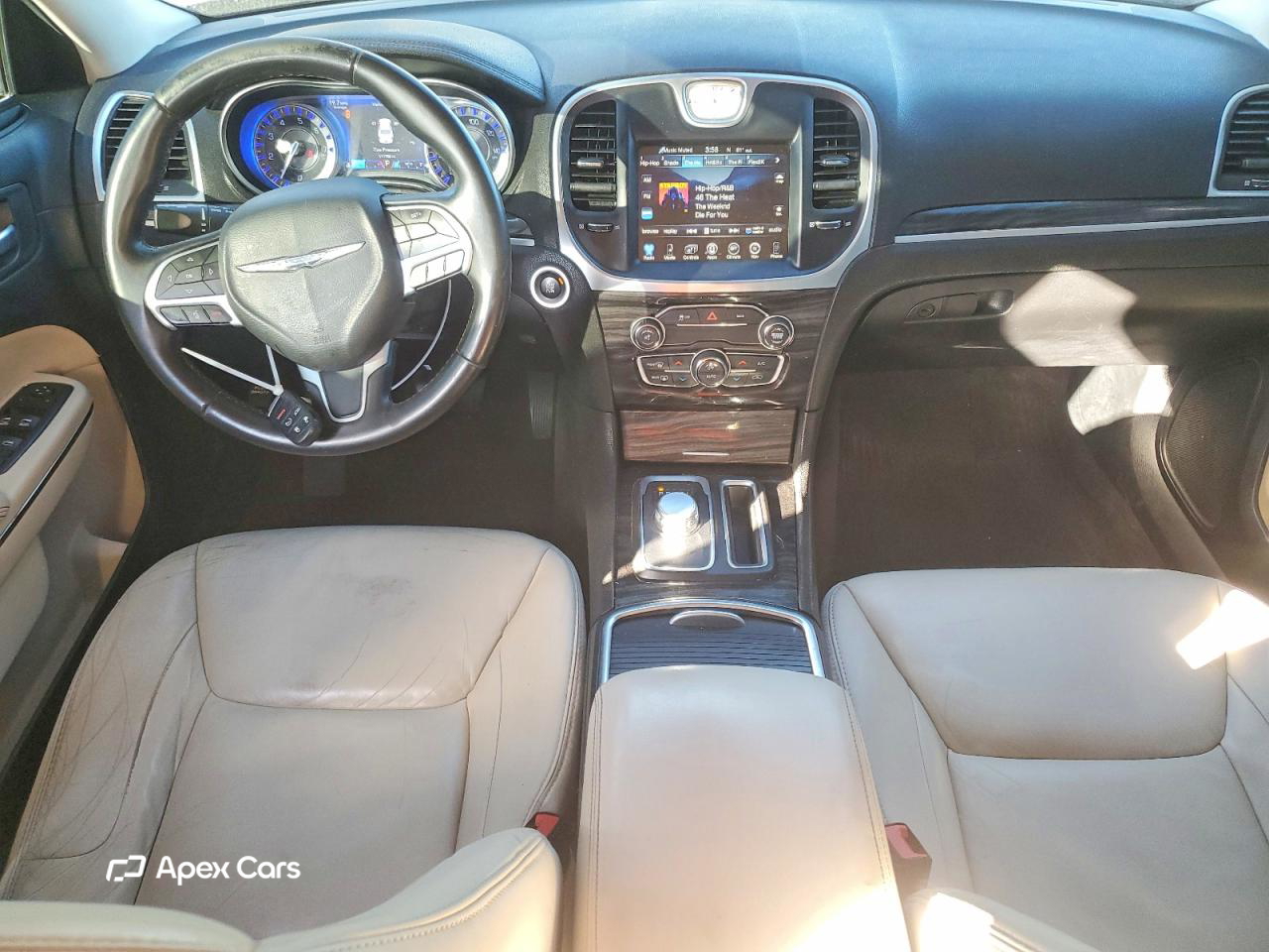 Chrysler 300 2016