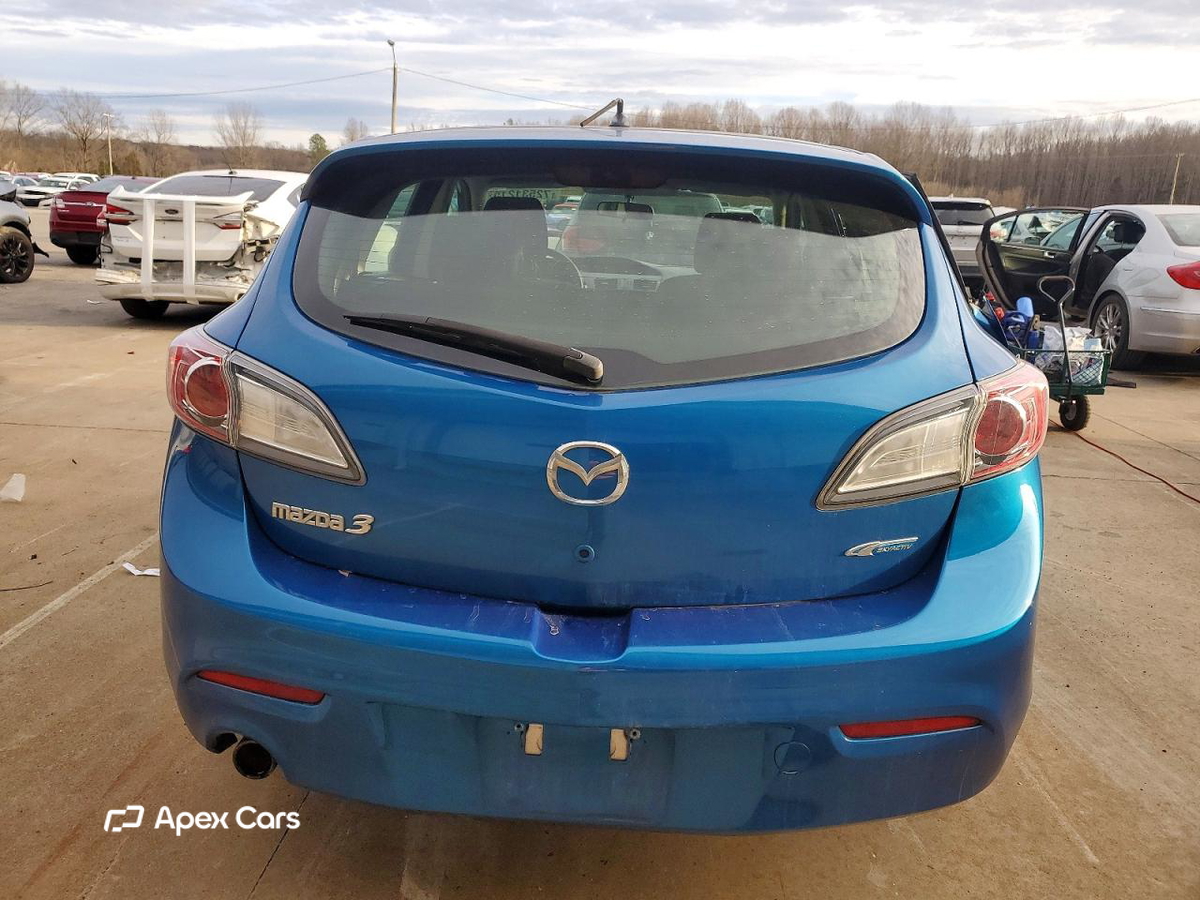 Mazda 3 2012