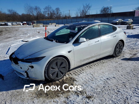 Tesla Model 3 2024 - Image 1 of 13