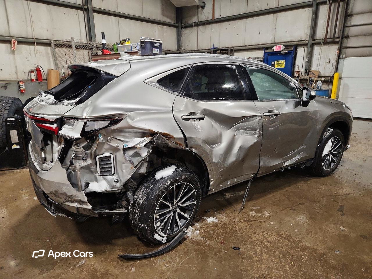 Lexus NX 2022