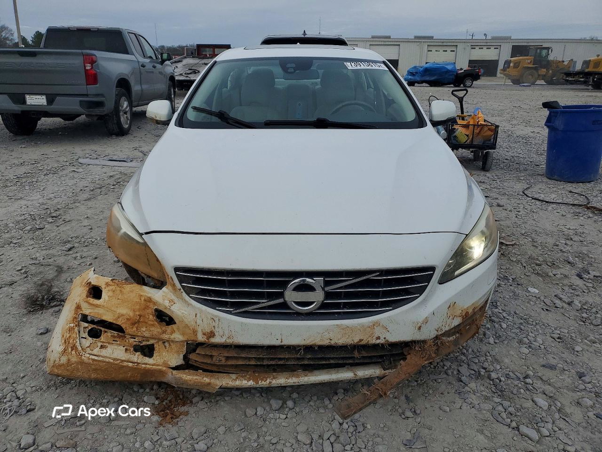 Volvo S60 2015