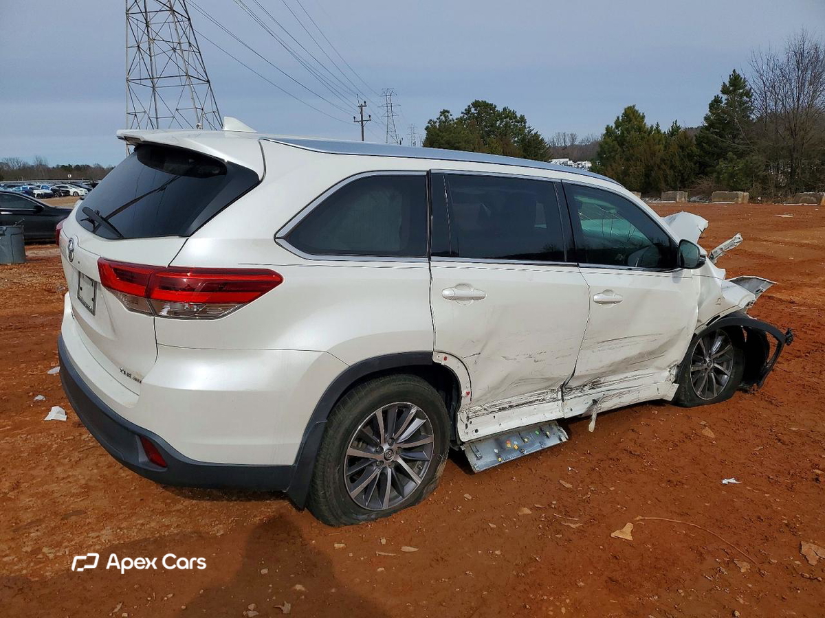 Toyota Highlander 2018