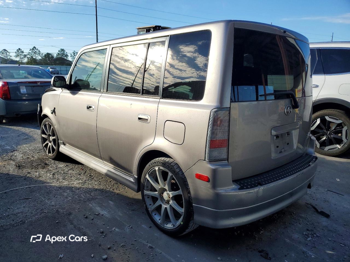 Scion xB 2005