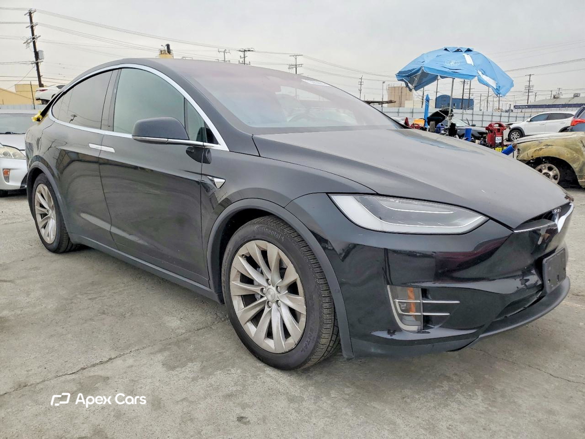 Tesla Model X 2017