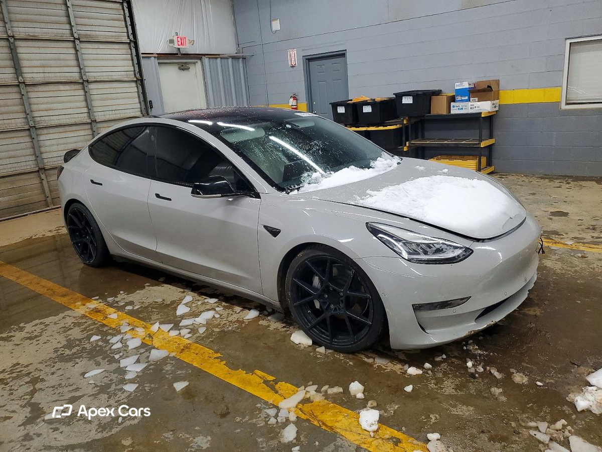Tesla Model 3 2018
