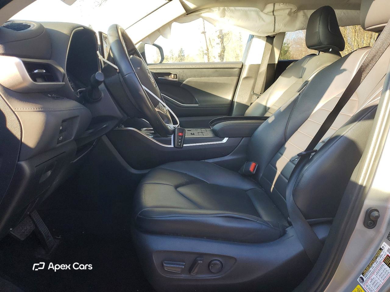 Toyota Highlander 2021