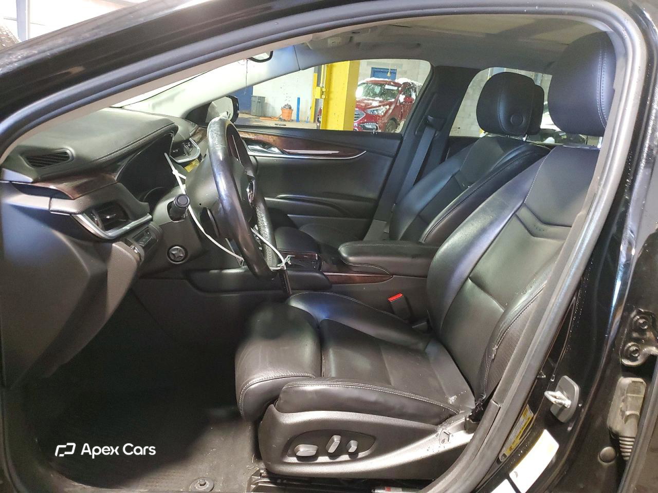 Cadillac XTS 2013