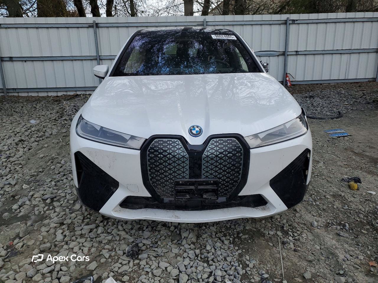BMW iX 2025