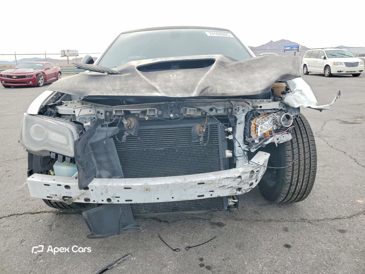 Chrysler 300 2016