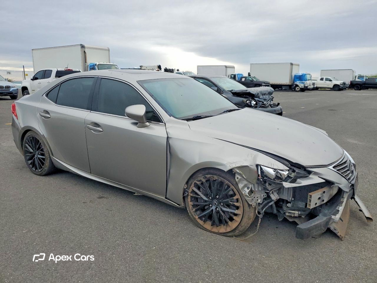 Lexus IS 2016