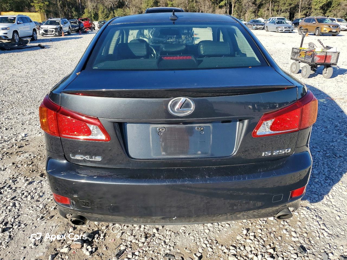 Lexus IS 2010