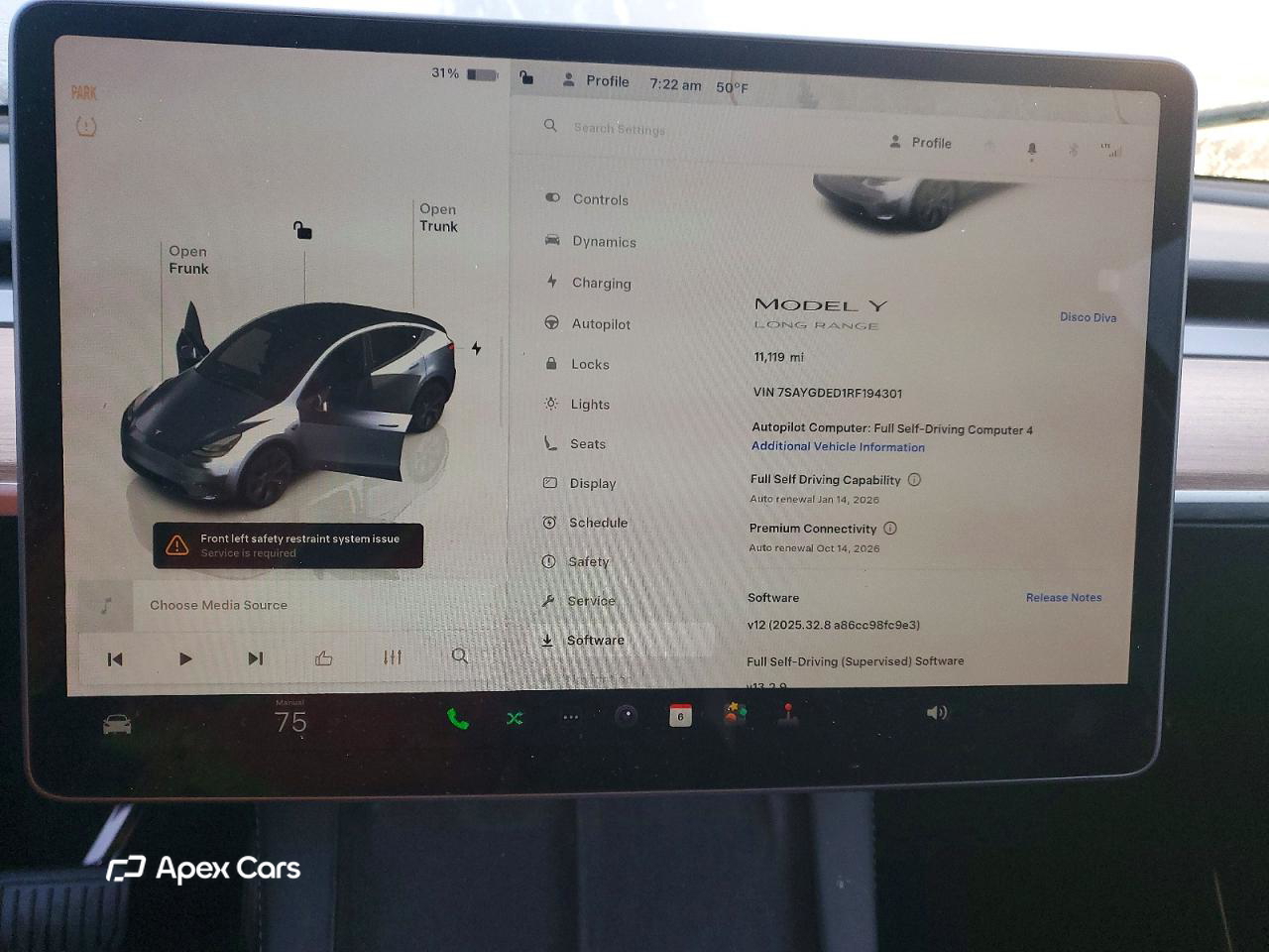 Tesla Model Y 2024