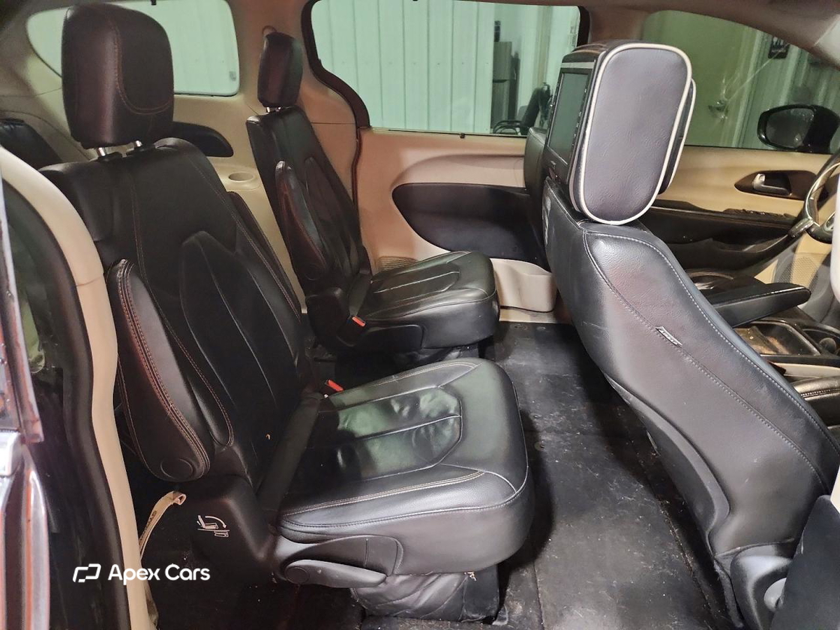 Chrysler Pacifica 2017