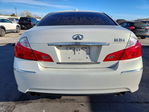 Infiniti M 2010
