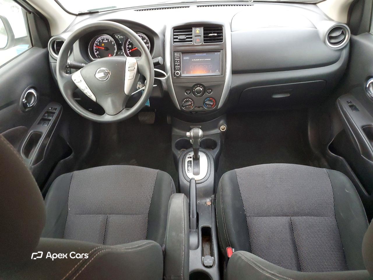 Nissan Versa 2018