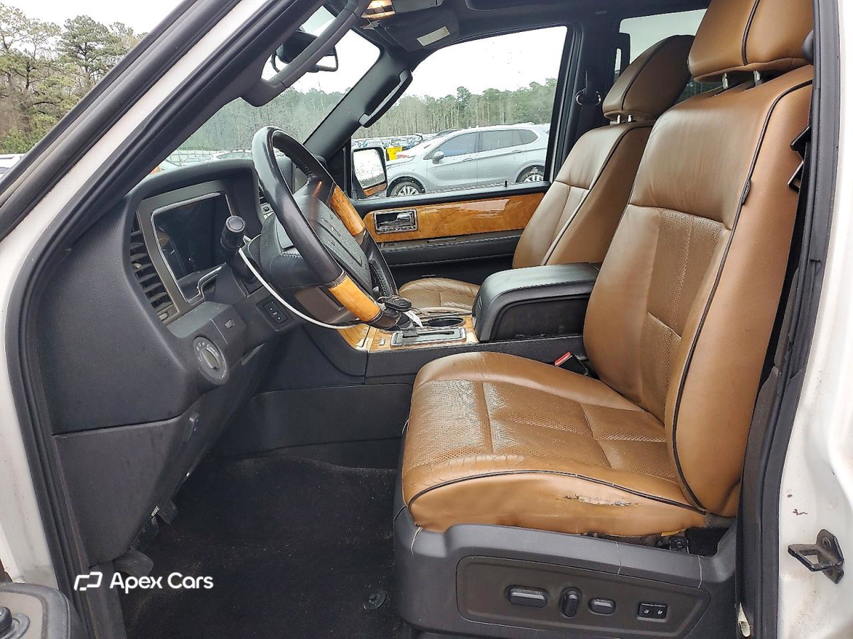 Lincoln Navigator 2011
