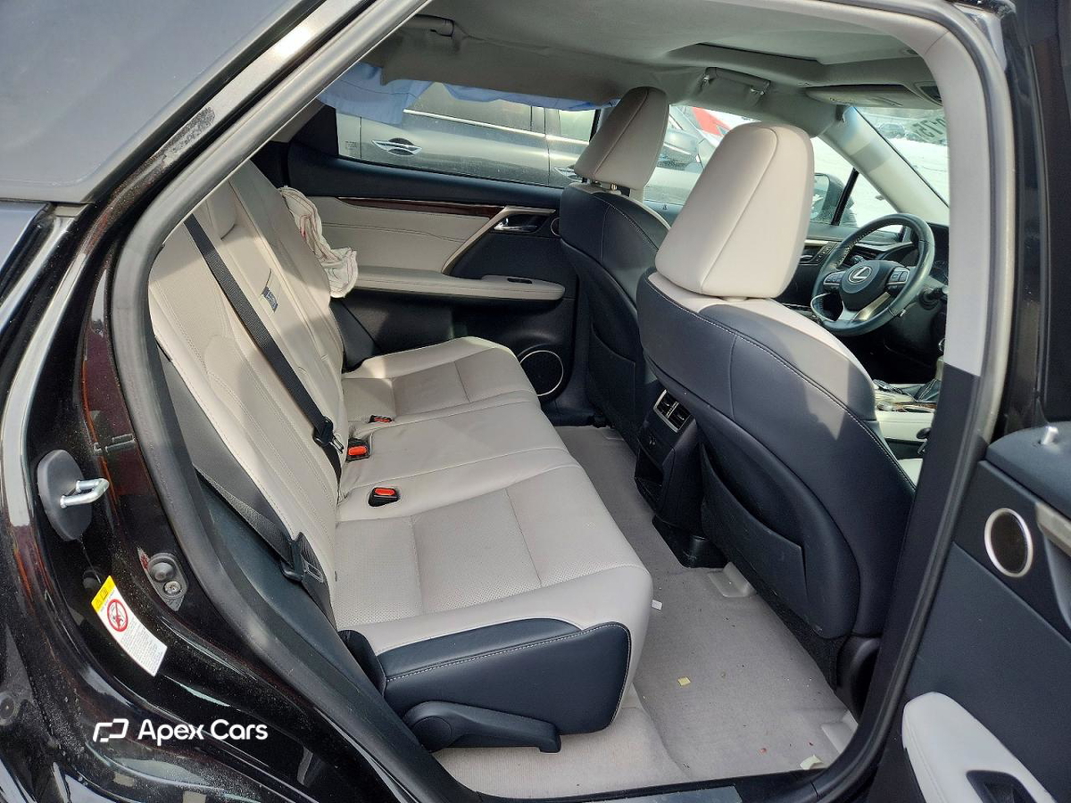 Lexus RX 2019