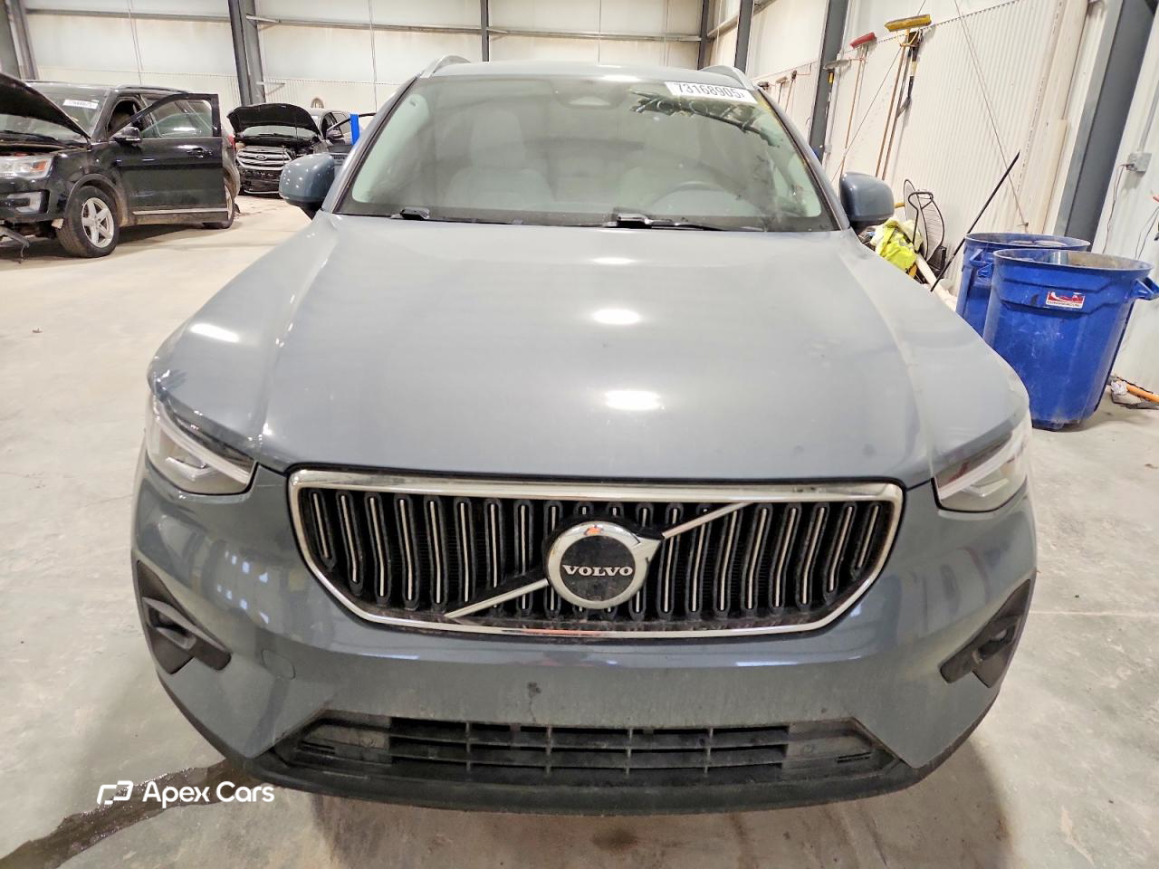Volvo XC40 2023