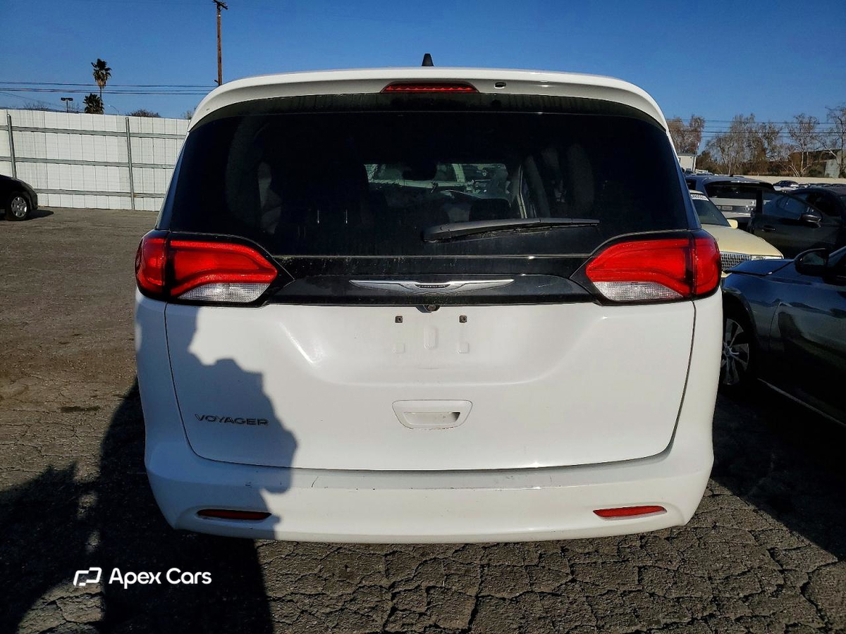 Chrysler Voyager 2024
