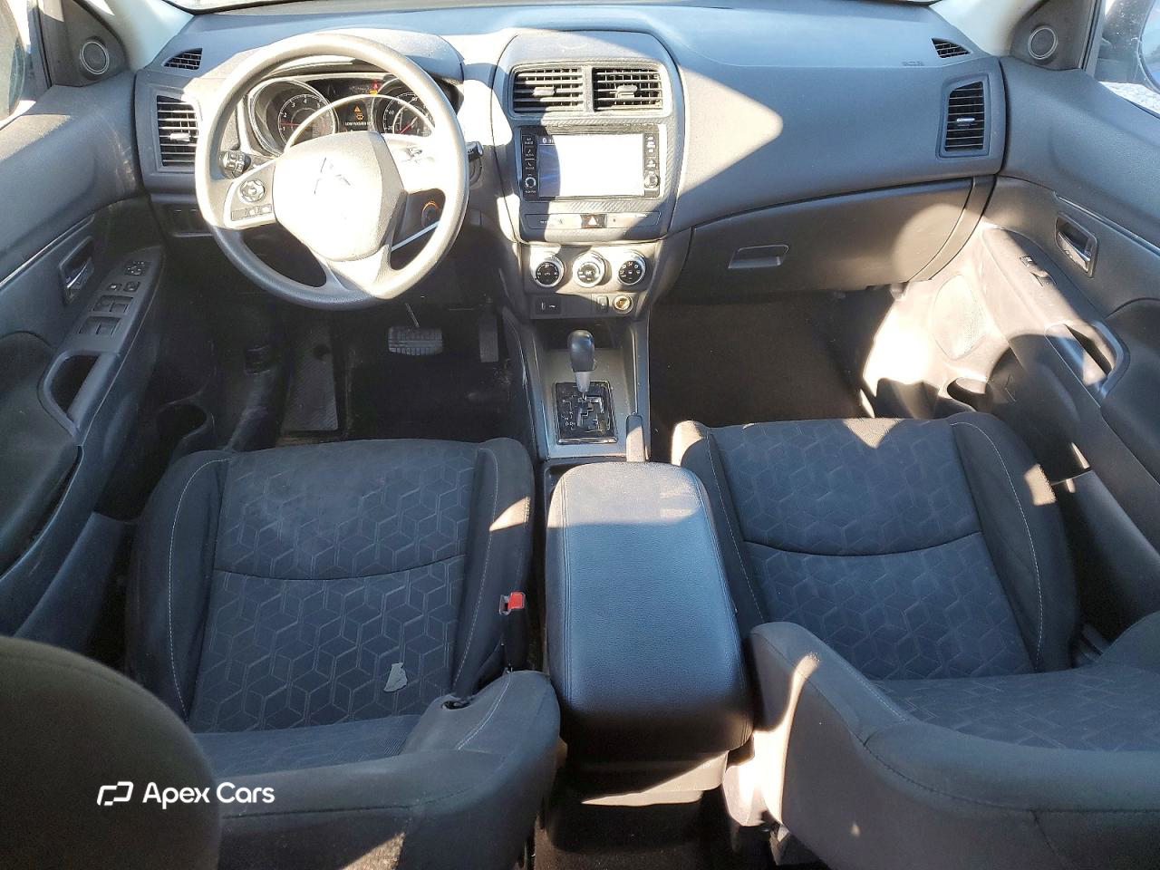 Mitsubishi Outlander 2020