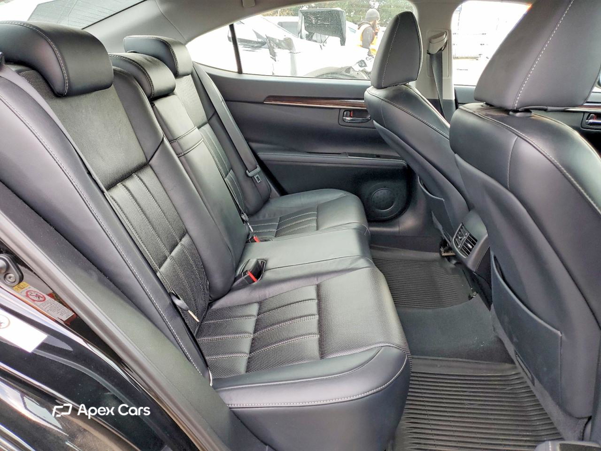 Lexus ES 2017