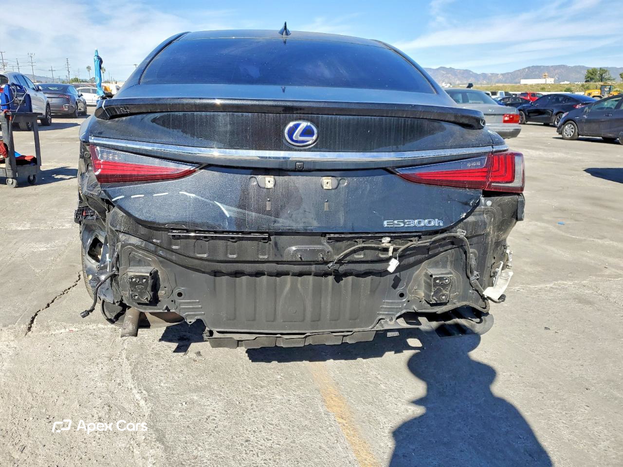 Lexus ES 2022