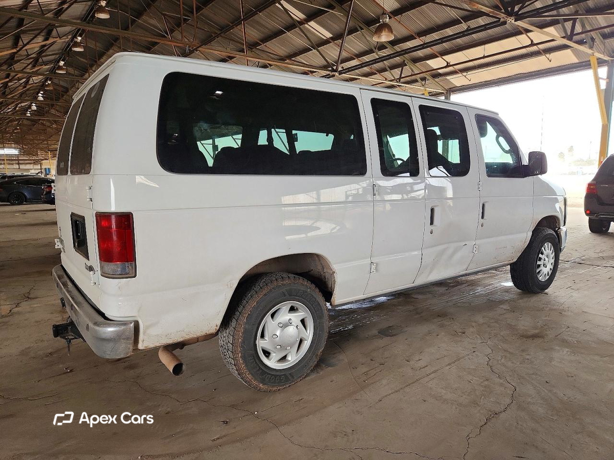 Ford Econoline 2011