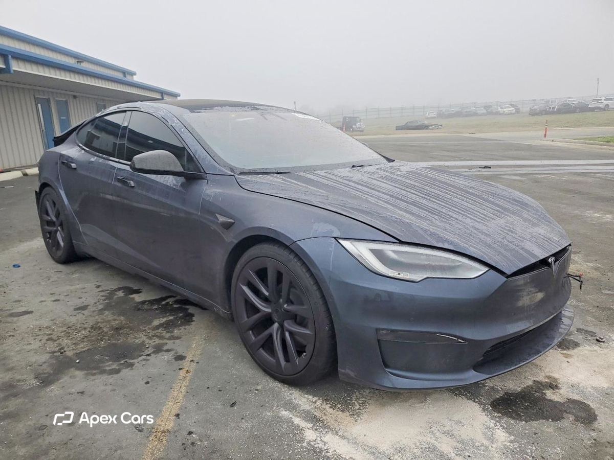 Tesla Model S 2021