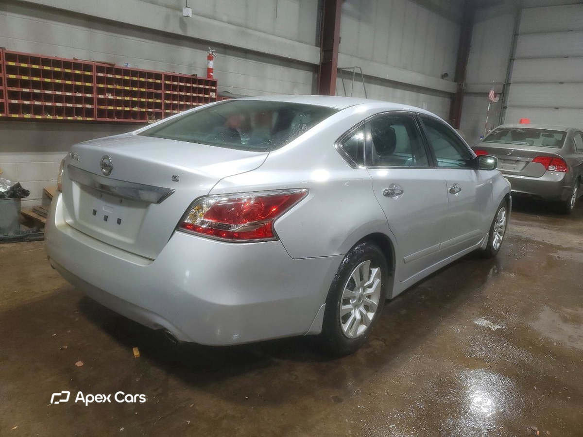 Nissan Altima 2015