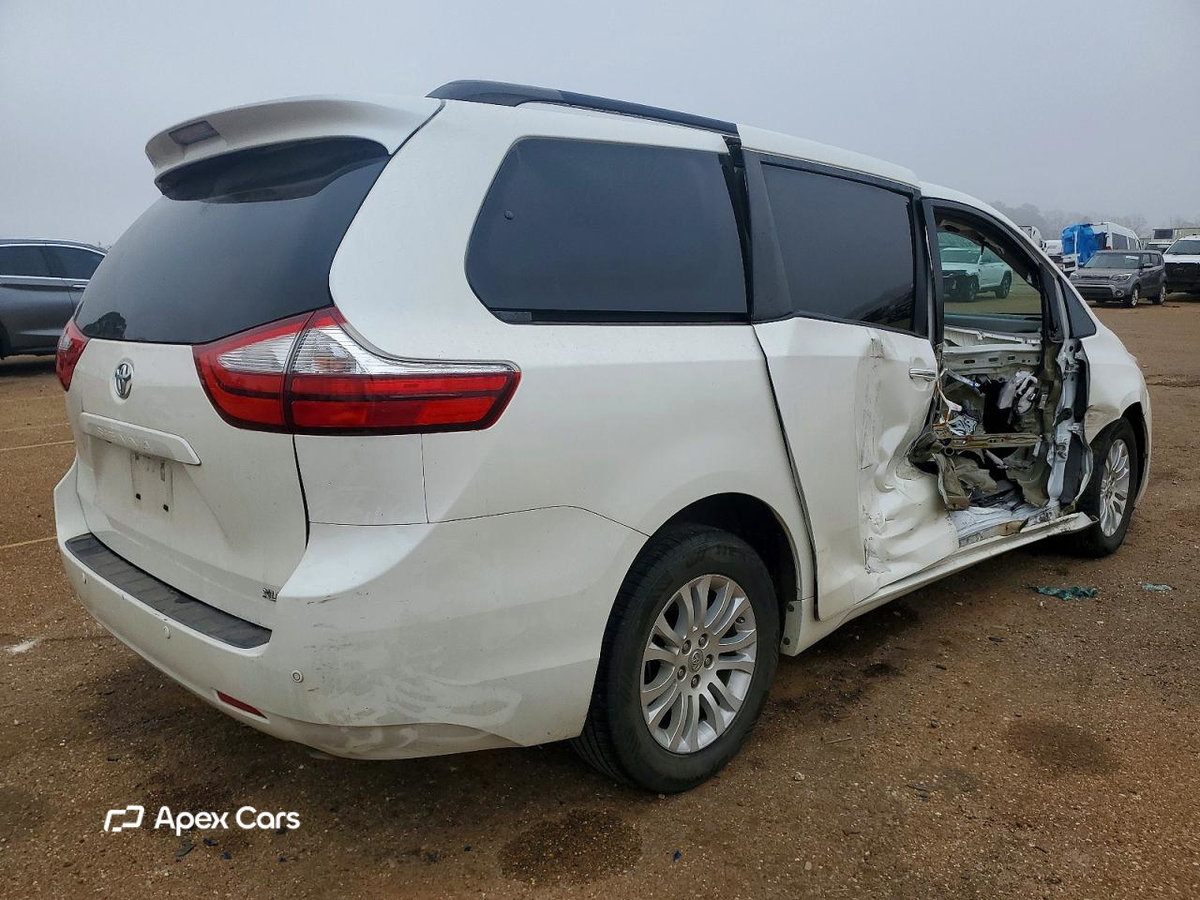 Toyota Sienna 2017
