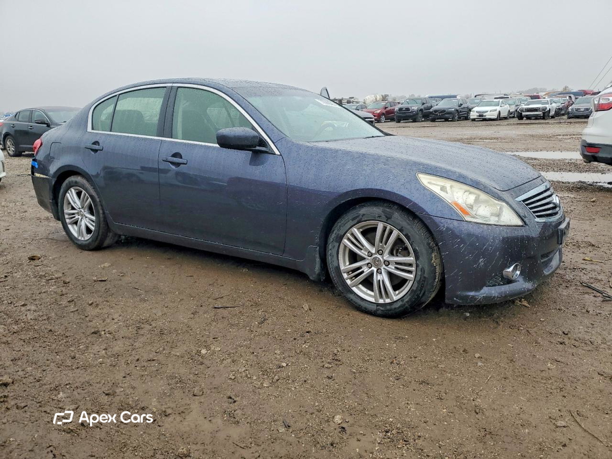 Infiniti G 2013