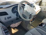 Toyota Sienna 2012