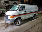Dodge RAM Van 2003